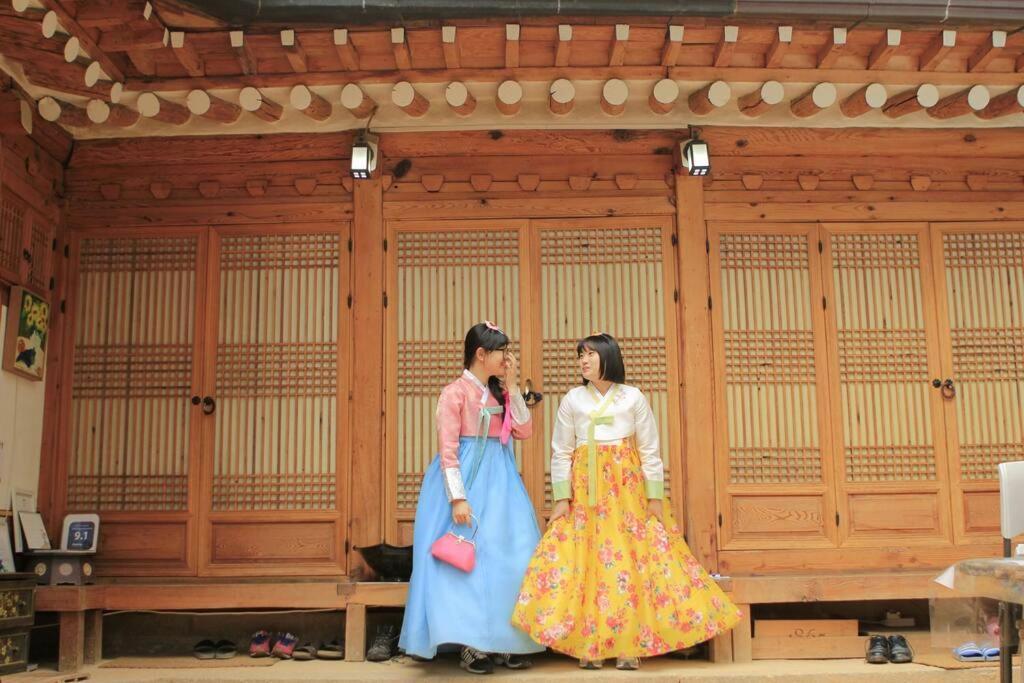 Namhyundang - Hanok Korean Traditional House سيول المظهر الخارجي الصورة