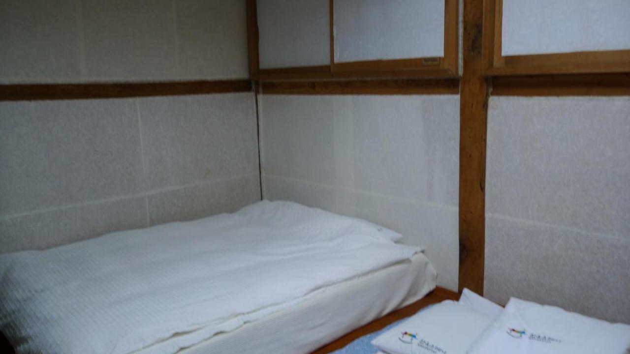 Namhyundang - Hanok Korean Traditional House سيول المظهر الخارجي الصورة